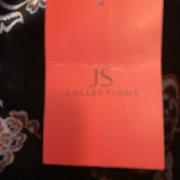 JS Collections Velvet Jacket - Picture 8 of 8